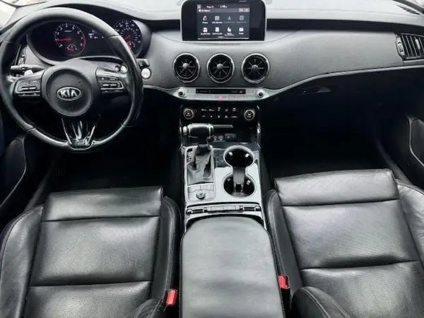 KNAE15LAXJ6032888 2018 KIA STINGER - Image 8
