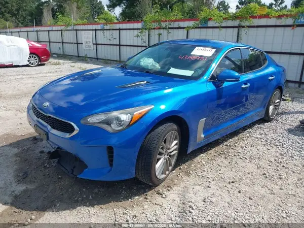 KNAE15LAXJ6035225 2018 KIA STINGER - Image 2