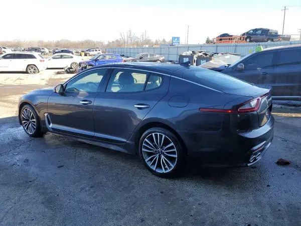 KNAE15LAXK6043536 2019 KIA STINGER - Image 2