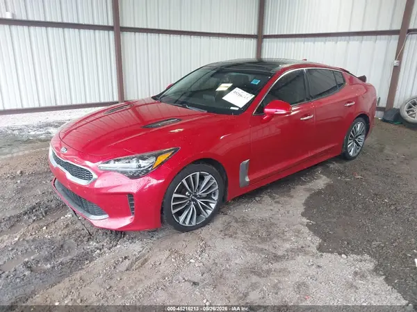 KNAE15LAXK6068274 2019 KIA STINGER - Image 2