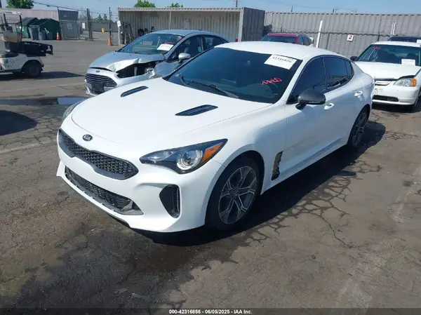 KNAE15LAXL6078532 2020 KIA STINGER - Image 2