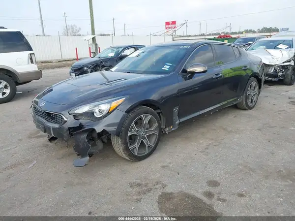 KNAE15LAXL6082855 2020 KIA STINGER - Image 2