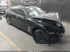 KNAE25LA0J6011125 2018 KIA STINGER
