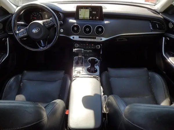 KNAE25LA0J6012923 2018 KIA STINGER - Image 8