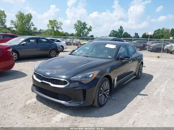 KNAE25LA0J6012937 2018 KIA STINGER - Image 2