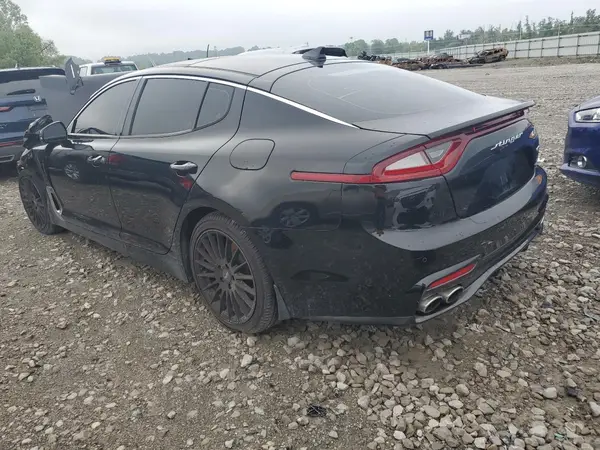 KNAE25LA0J6013781 2018 KIA STINGER - Image 2