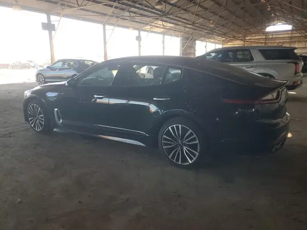 KNAE25LA0J6013926 2018 KIA STINGER - Image 2