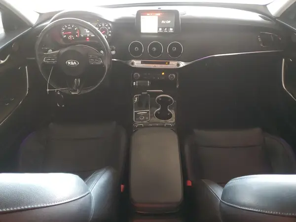 KNAE25LA0J6013926 2018 KIA STINGER - Image 8
