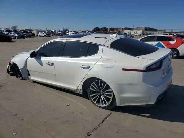 KNAE25LA0J6015000 2018 KIA STINGER - Image 2