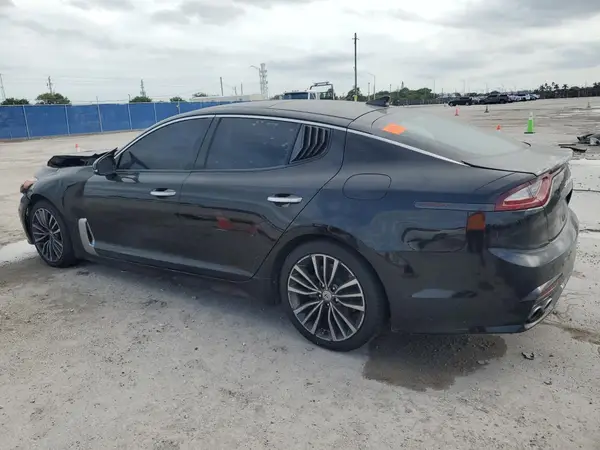 KNAE25LA0J6023226 2018 KIA STINGER - Image 2
