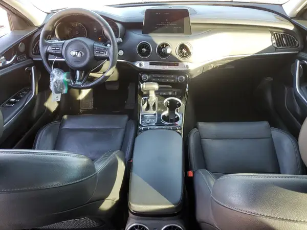 KNAE25LA1J6012588 2018 KIA STINGER - Image 8