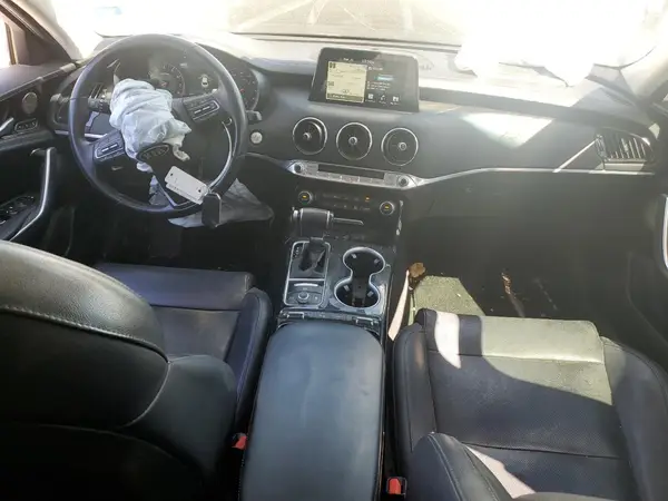 KNAE25LA1J6013045 2018 KIA STINGER - Image 8