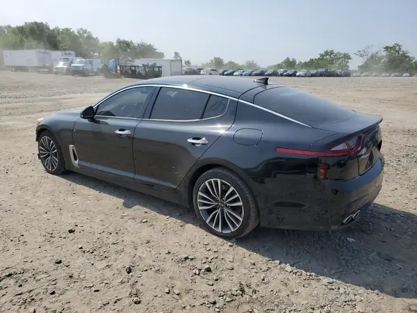 KNAE25LA1J6014874 2018 KIA STINGER - Image 2