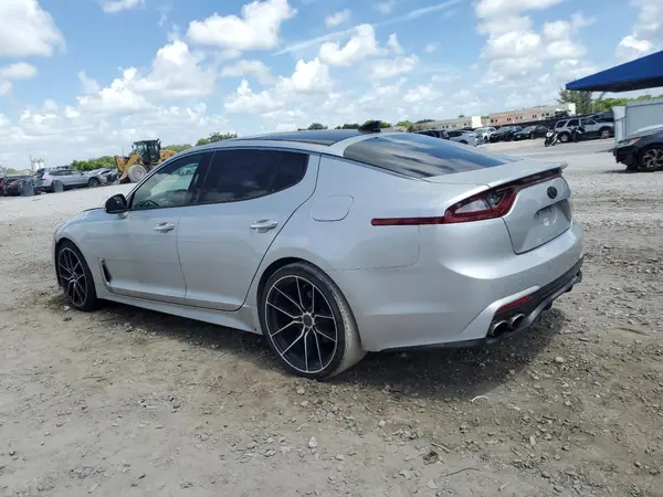 KNAE25LA1J6017497 2018 KIA STINGER - Image 2