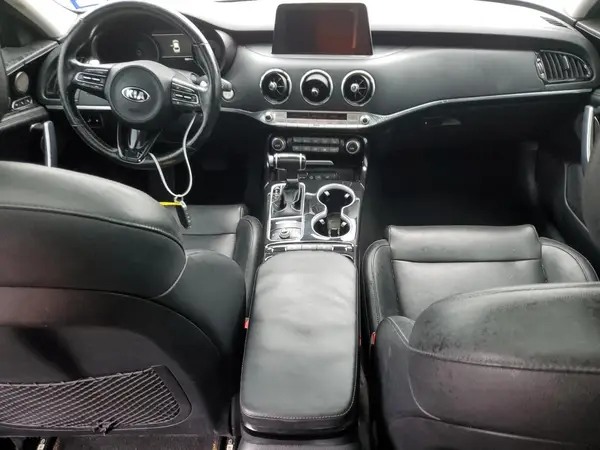 KNAE25LA1J6018617 2018 KIA STINGER - Image 8