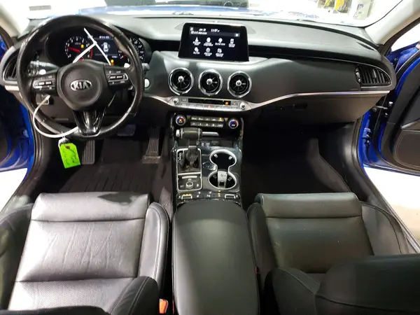 KNAE25LA1J6021484 2018 KIA STINGER - Image 8