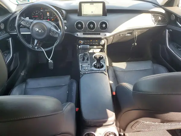 KNAE25LA1J6026460 2018 KIA STINGER - Image 8