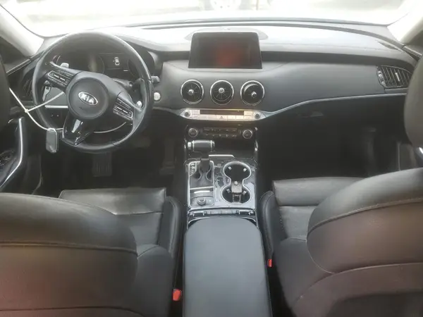 KNAE25LA1K6044751 2019 KIA STINGER - Image 8