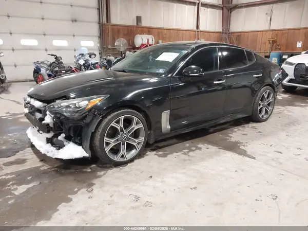 KNAE25LA1K6046497 2019 KIA STINGER - Image 2