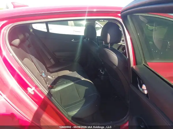 KNAE25LA1K6047388 2019 KIA STINGER - Image 8