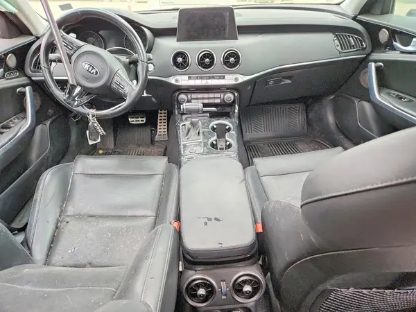 KNAE25LA1K6051117 2019 KIA STINGER - Image 8