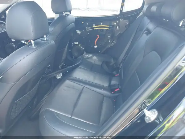 KNAE25LA1K6064031 2019 KIA STINGER - Image 8