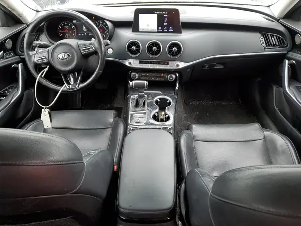 KNAE25LA2J6015578 2018 KIA STINGER - Image 8