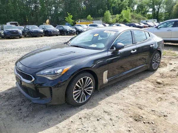 KNAE25LA2J6026368 2018 KIA STINGER - Image 1