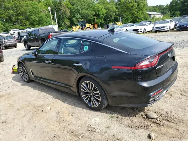 KNAE25LA2J6026368 2018 KIA STINGER - Image 2