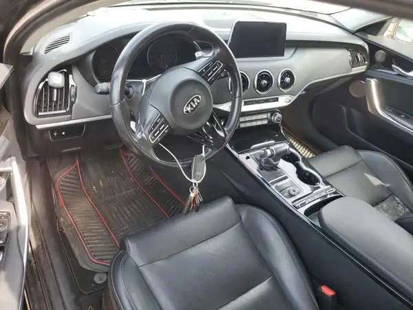 KNAE25LA2J6026368 2018 KIA STINGER - Image 8