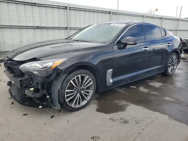 KNAE25LA2J6028315 2018 KIA STINGER - Image 1
