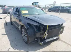 KNAE25LA2K6046038 2019 KIA STINGER