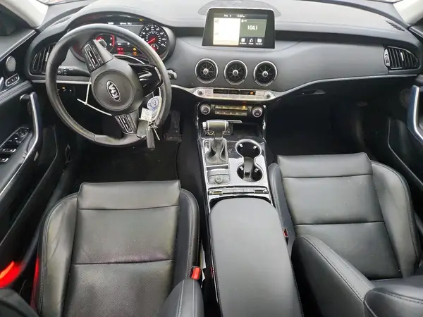KNAE25LA2K6060036 2019 KIA STINGER - Image 8