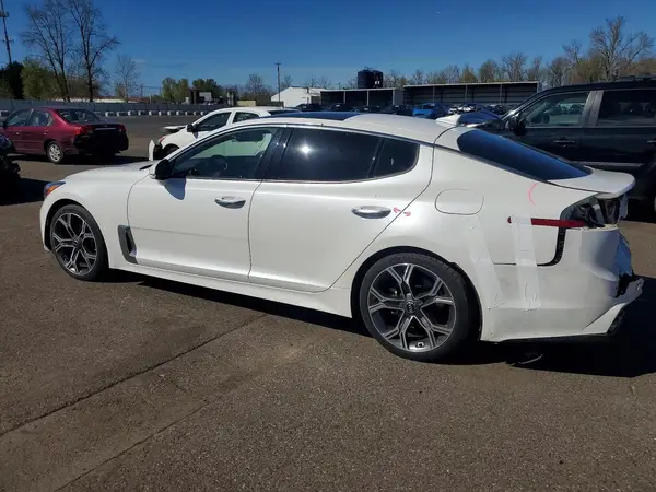 KNAE25LA3J6012933 2018 KIA STINGER - Image 2