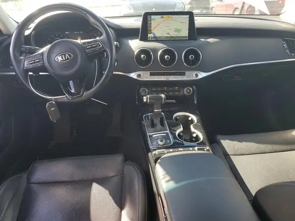 KNAE25LA3J6012933 2018 KIA STINGER - Image 8
