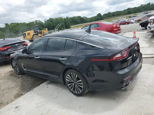 KNAE25LA3J6015251 2018 KIA STINGER - Image 2