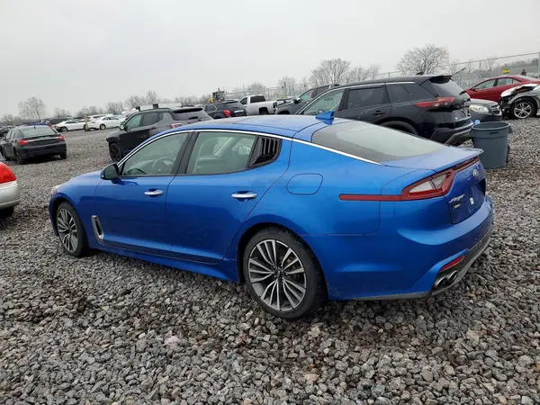 KNAE25LA3J6017050 2018 KIA STINGER - Image 2