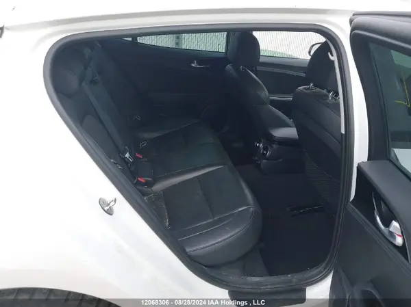 KNAE25LA3K6042225 2019 KIA STINGER - Image 8