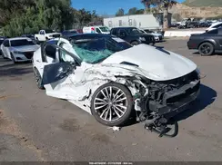 KNAE25LA4J6011192 2018 KIA STINGER