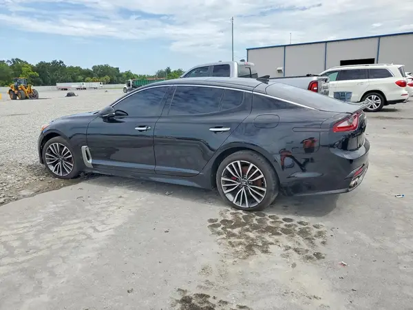KNAE25LA4J6012228 2018 KIA STINGER - Image 2
