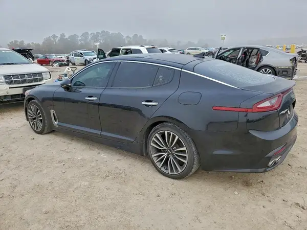 KNAE25LA4J6014402 2018 KIA STINGER - Image 2