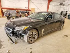 KNAE25LA4J6017042 2018 KIA STINGER