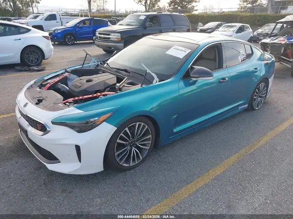 KNAE25LA4J6023780 2018 KIA STINGER - Image 2