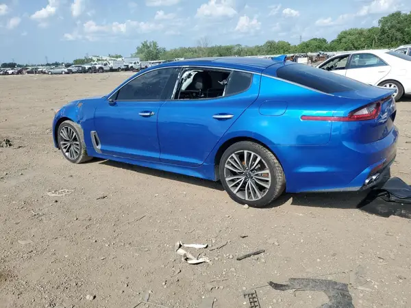 KNAE25LA4J6026453 2018 KIA STINGER - Image 2