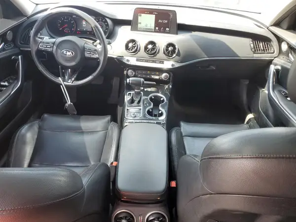 KNAE25LA4J6026453 2018 KIA STINGER - Image 8