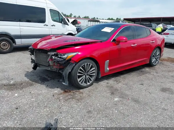 KNAE25LA4K6050883 2019 KIA STINGER - Image 2