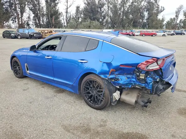 KNAE25LA4K6058823 2019 KIA STINGER - Image 2