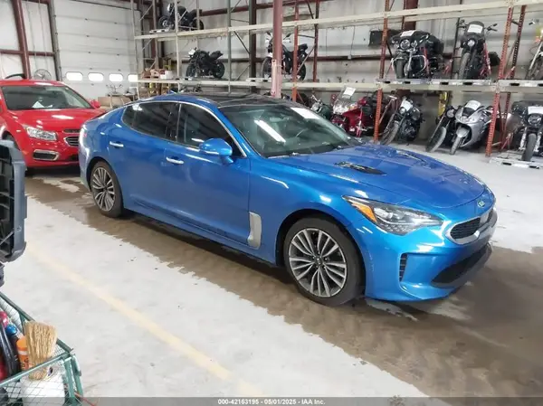 KNAE25LA5J6017132 2018 KIA STINGER - Image 1