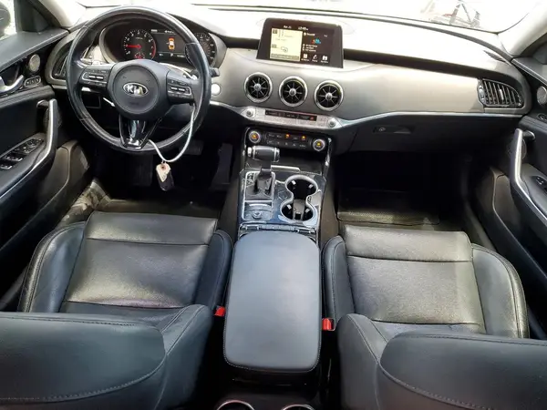 KNAE25LA5J6017504 2018 KIA STINGER - Image 8