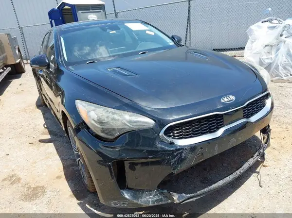 KNAE25LA6J6014241 2018 KIA STINGER - Image 1